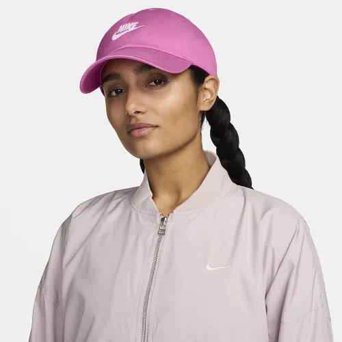 Nike Club Unstructuколір червоний Futura Wash Cap Pink