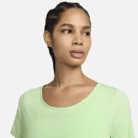 Nike One Classic жіноча Dri-FIT Short-Sleeve Cropped Twist Top колір зелений