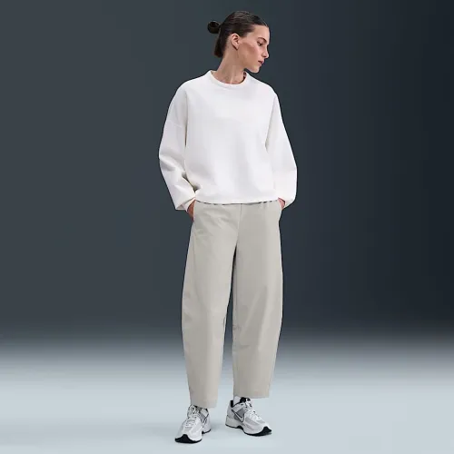Nike 24.7 PerfectStretch женская Dri-FIT С высокой Талией Loose Barrel-Leg Pants цвет коричневый