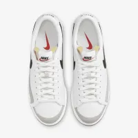 Nike Blazer Low Platform жіноча Кросівки колір білий