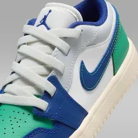 Nike Jordan 1 Low Alt Little дитячі Кросівки колір білий