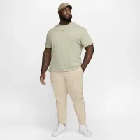 Nike Sportswear Premium Essentials чоловічі футболка колір зелений