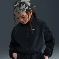 Nike Sportswear Girls' Woven Куртка колір чорний