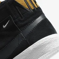 Nike SB Zoom Blazer Mid Premium Skate Кросівки колір чорний
