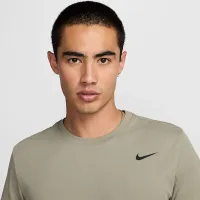 Nike Dri-FIT мужские Fitness футболка цвет зеленый