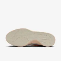 Nike Book 1 