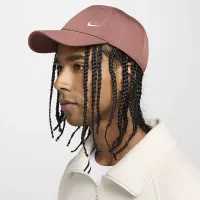 Nike Club Unstructuколір червоний Cap колір коричневий