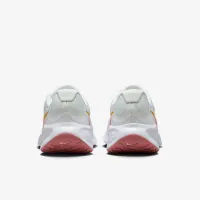 Nike Revolution 7 жіноча Road Running Кросівки колір білий