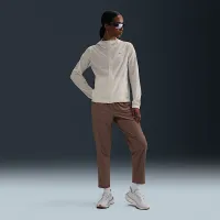 Nike Swift женская Repel Packable Running Куртка цвет белый
