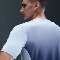 Nike Strike+ мужские Dri-FIT Short-Sleeve Soccer Top синий