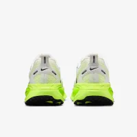 Nike Vomero 18 жіноча Road Running Кросівки колір білий