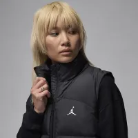 Nike Jordan жіноча Puffer Vest колір чорний