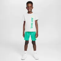 Nike Little дитячі Graphic футболка and шорти комплект колір зелений