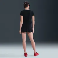 Nike Sportswear женская Short-Sleeve Graphic футболка цвет черный