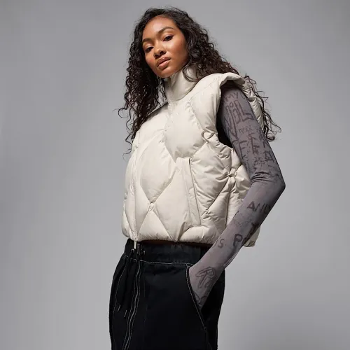 Nike Jordan Brooklyn женская Therma-FIT Quilted Puffer Vest цвет коричневый