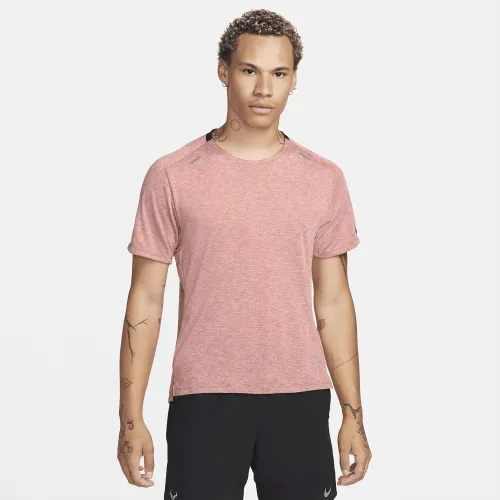 Nike Dri-FIT Run Division Pinnacle Men's Short-Sleeve Running Top