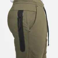 Nike Sportswear Tech Fleece Lightweight чоловічі Slim-Fit Jogger Sweatpants колір зелений
