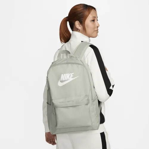 Nike Heritage наплічник (25L) колір зелений