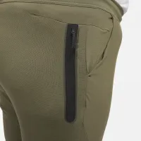 Nike Sportswear Tech Fleece Lightweight чоловічі Slim-Fit Jogger Sweatpants колір зелений