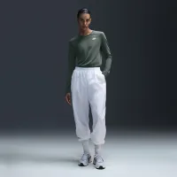 Nike Sportswear Club жіноча Long-Sleeve футболка колір зелений