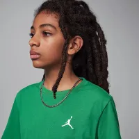 Nike Jordan Big детские Jumpman Air Embroideцвет красный футболка цвет зеленый