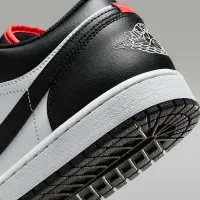 Nike Air Jordan 1 Low чоловічі Кросівки колір сірий