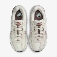 Nike Zoom Vomero 5 жіноча Кросівки колір білий