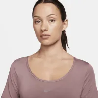 Nike One Classic жіноча Dri-FIT Short-Sleeve Cropped Twist Top колір фіолетовий