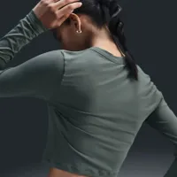 Nike Sportswear Chill Knit женская Slim Long-Sleeve Cropped Top цвет зеленый