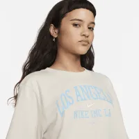 Nike Sportswear Essentials жіноча Graphic футболка колір коричневий
