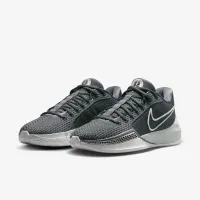 Nike Sabrina 1 