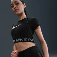 Nike Pro женская Dri-FIT Short-Sleeve Cropped Graphic Top цвет черный