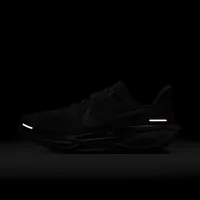 Nike Pegasus 41 NFL Tampa Bay Buccaneers чоловічі Road Running Кросівки колір сірий