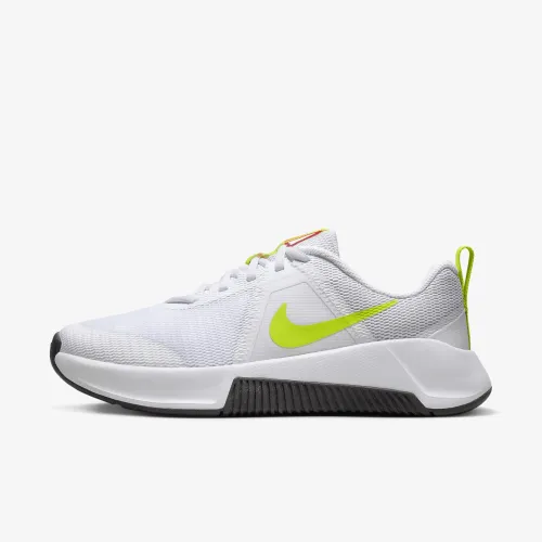 Nike MC Trainer 3 жіноча для тренування Кросівки колір білий