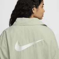 Nike Sportswear Essential жіноча оверсайз UV Woven Coaches' Куртка колір зелений