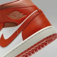 Nike Air Jordan 1 Mid жіноча Кросівки колір білий