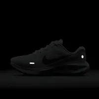 Nike Journey Run жіноча Road Running Кросівки колір білий