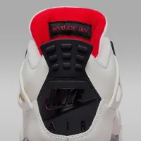 Nike Air Jordan 4 Retro 