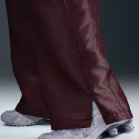 Nike Sportswear Windrunner женская Shine Pants цвет красный