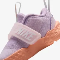 Nike Team Hustle D 12 Baby/Toddler Кросівки колір фіолетовий