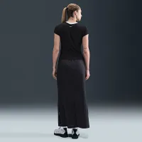 Nike Sportswear Chill Knit жіноча Slim Cropped футболка колір чорний