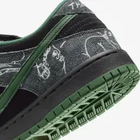 Nike SB Dunk Low Skate Кросівки колір чорний