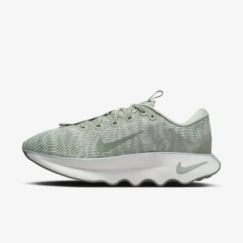 Nike Motiva чоловічі Walking Кросівки колір зелений