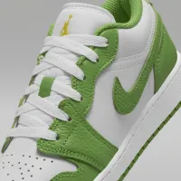 Nike Air Jordan 1 Low SE Big дитячі Кросівки колір білий