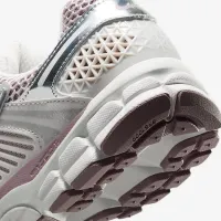 Nike Zoom Vomero 5 женская Кроссовки цвет серый
