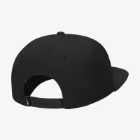 Nike Dri-FIT Pro Structuколір червоний Futura Cap колір чорний