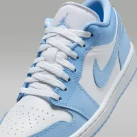 Nike Air Jordan 1 Low жіноча Кросівки колір білий
