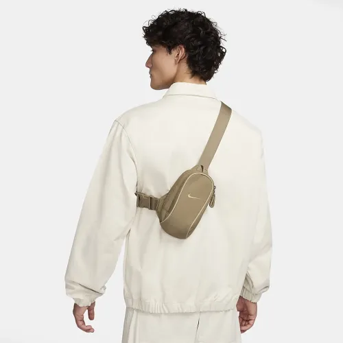 Nike Sportswear Essentials Crossbody сумка (1L) цвет коричневый