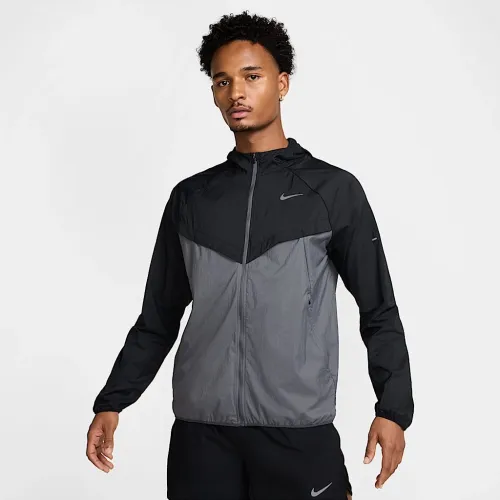 Nike Stride чоловічі Repel UV Running Куртка колір чорний
