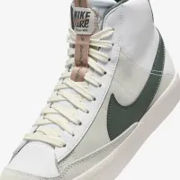 Nike Blazer Mid '77 SE Big детские Кроссовки цвет белый